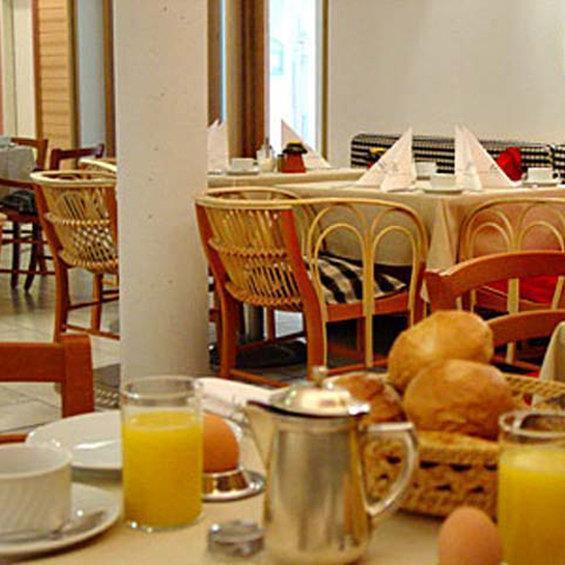 Hotel Agneshof Nuernberg Nhà hàng bức ảnh