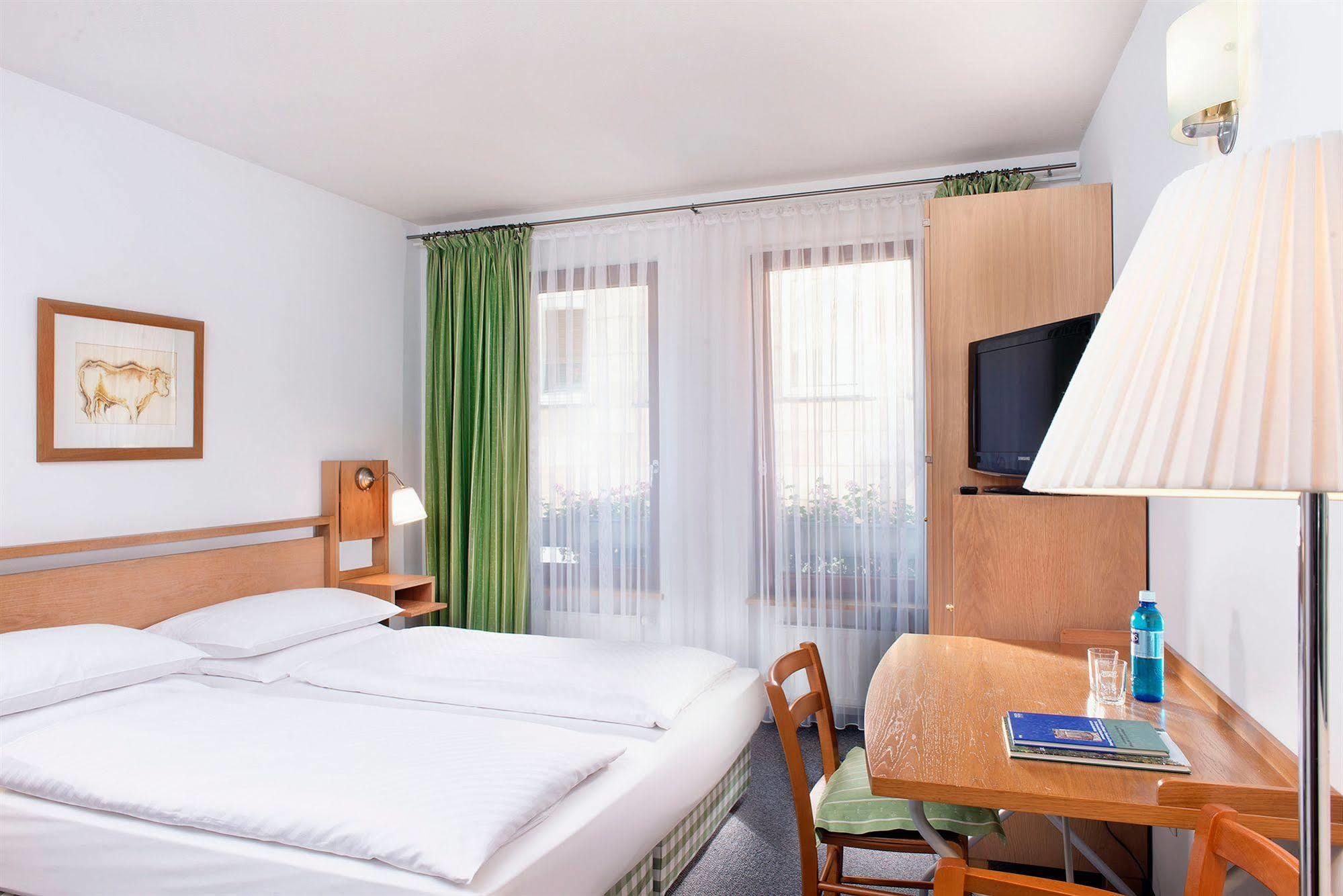Hotel Agneshof Nuernberg Phòng bức ảnh