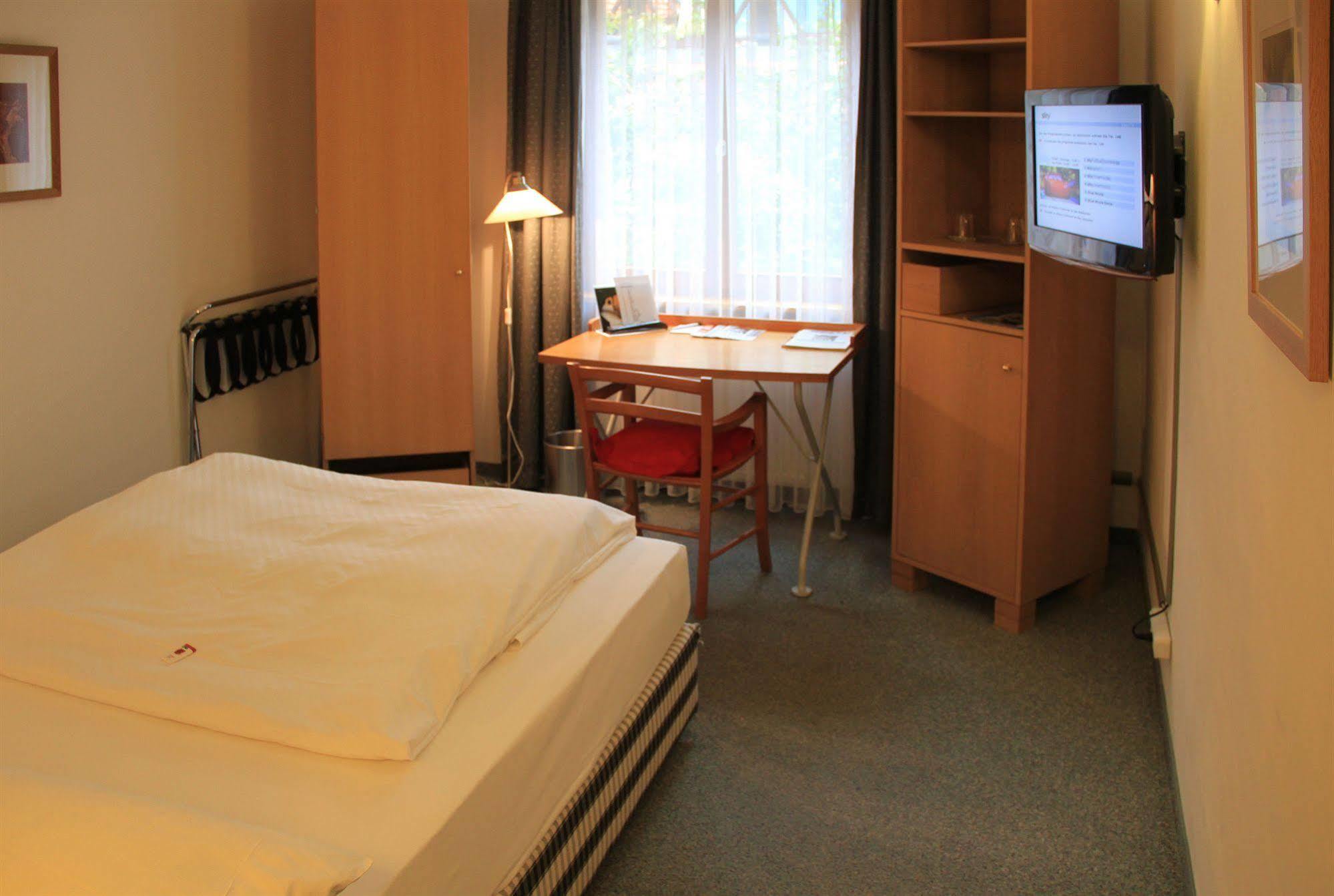 Hotel Agneshof Nuernberg Ngoại thất bức ảnh